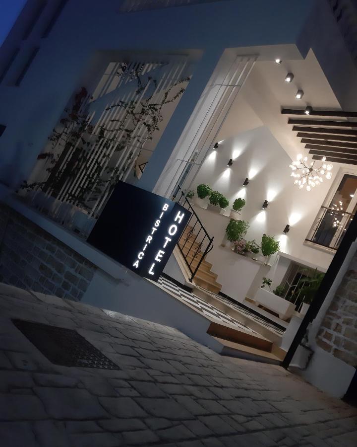 Bistrica Hotel Sarandë エクステリア 写真