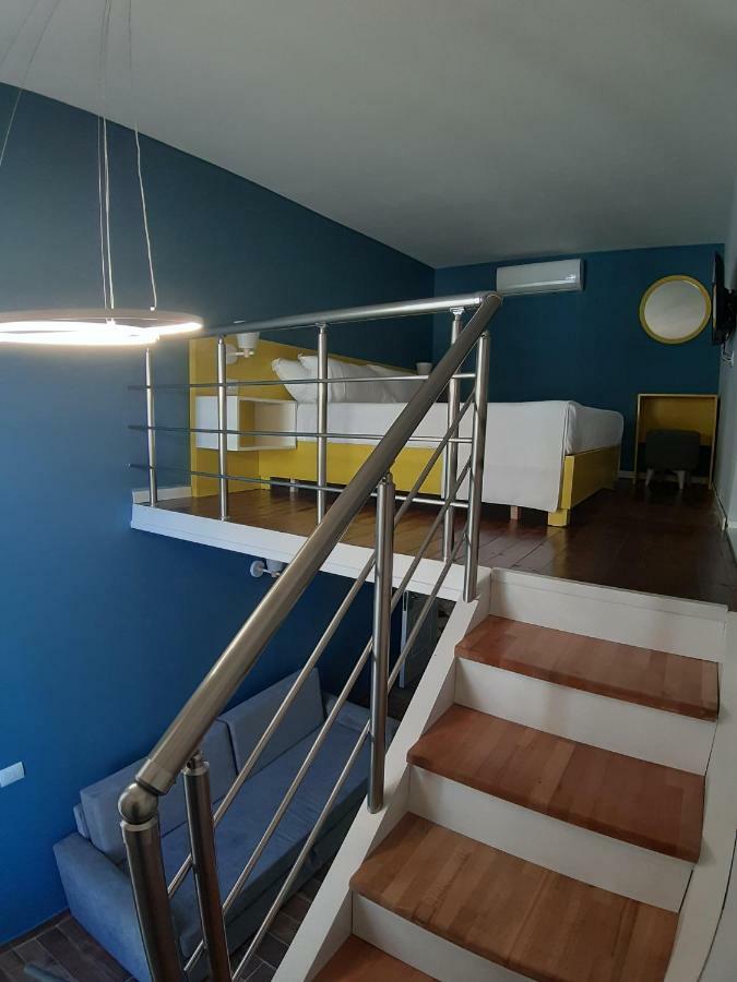 Bistrica Hotel Sarandë エクステリア 写真